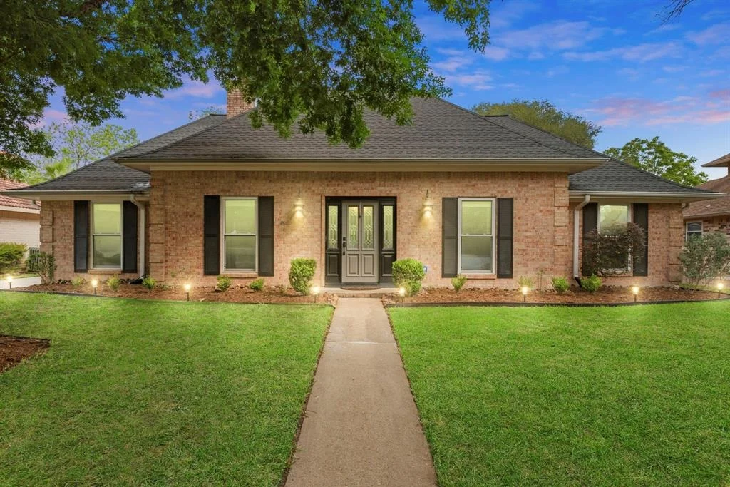 Photo of 5918 Donwhite Lane