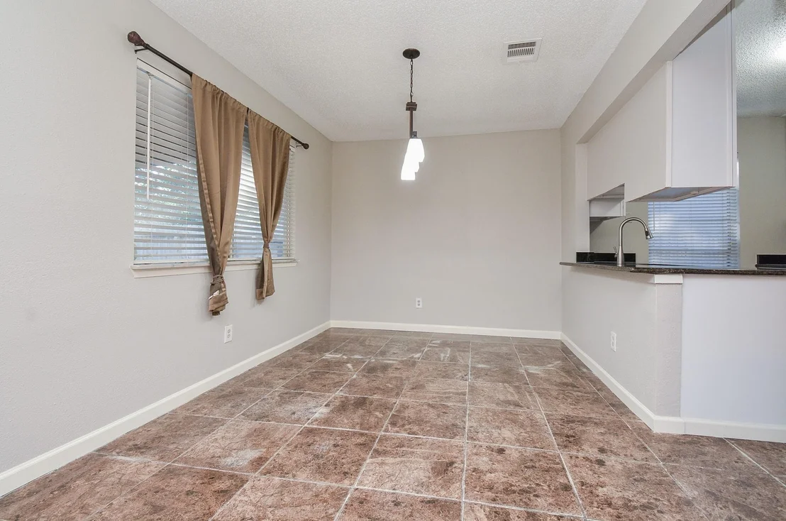 Photo of 22523 Leedstown Lane