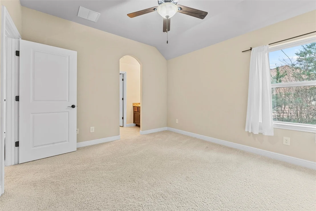 Photo of 15611 Lake Iris Drive