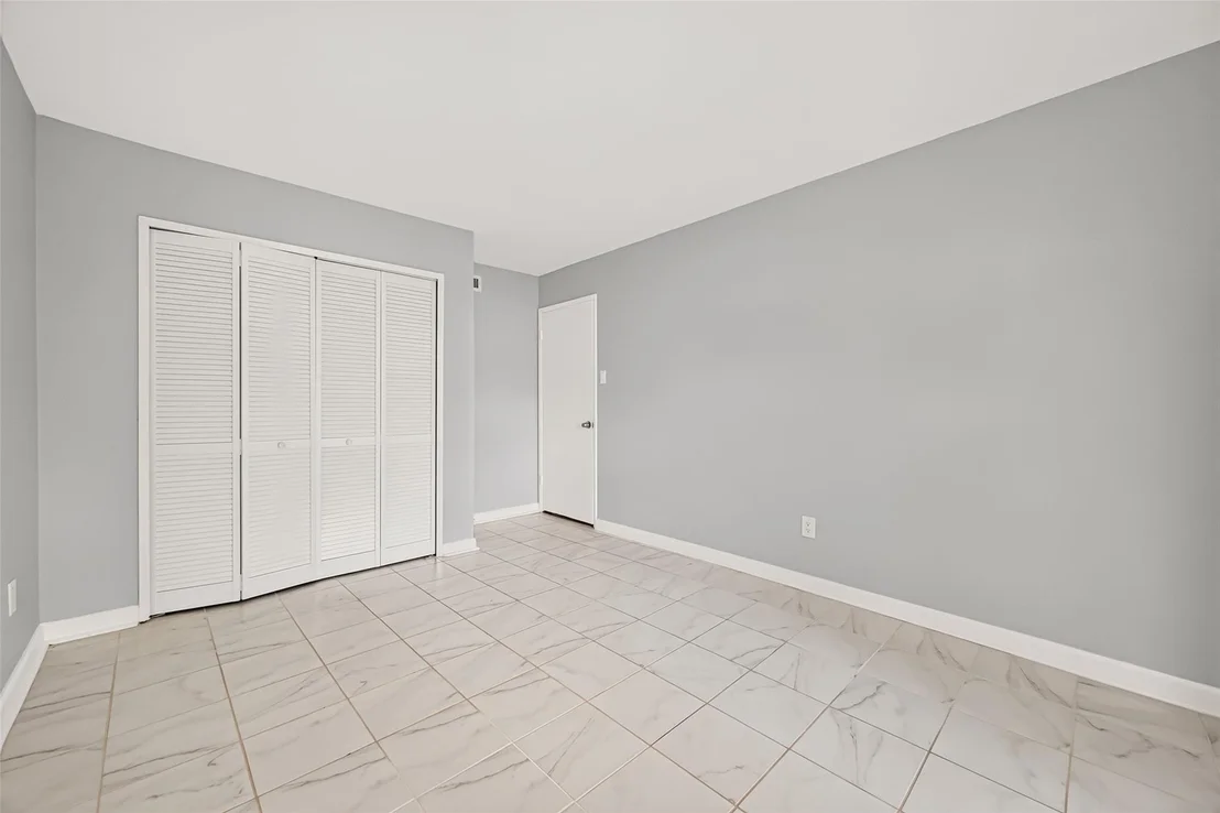 Photo of 5110 Lerwick Drive