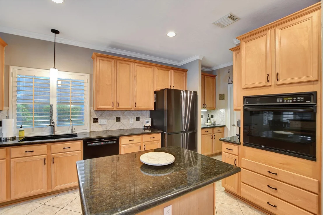 Photo of 15918 Lake Loop Drive