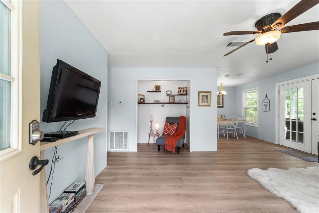 Photo of 749 Ferguson Drive