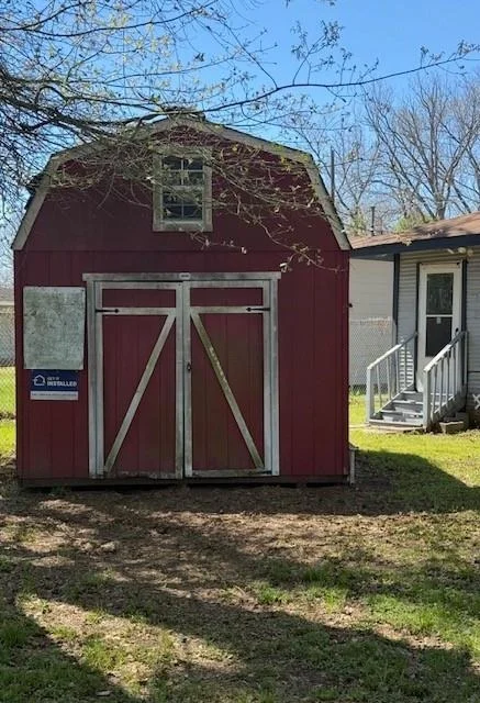 Photo of 9610 Tower Street