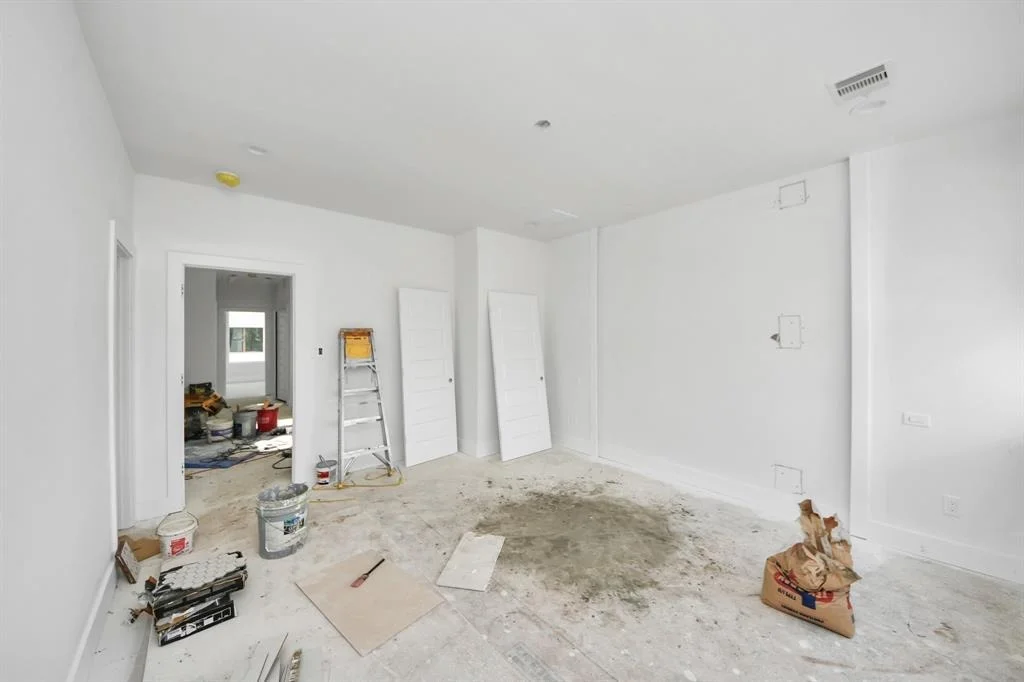 Photo of 2204 Diagonal Lane