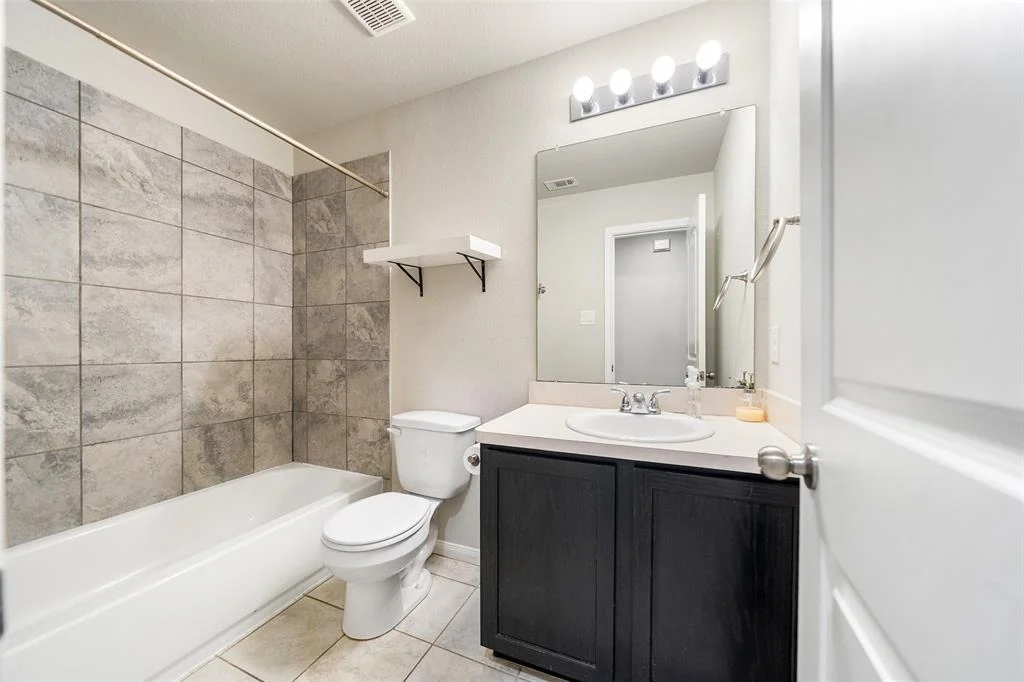 Photo of 15229 Travis Lane