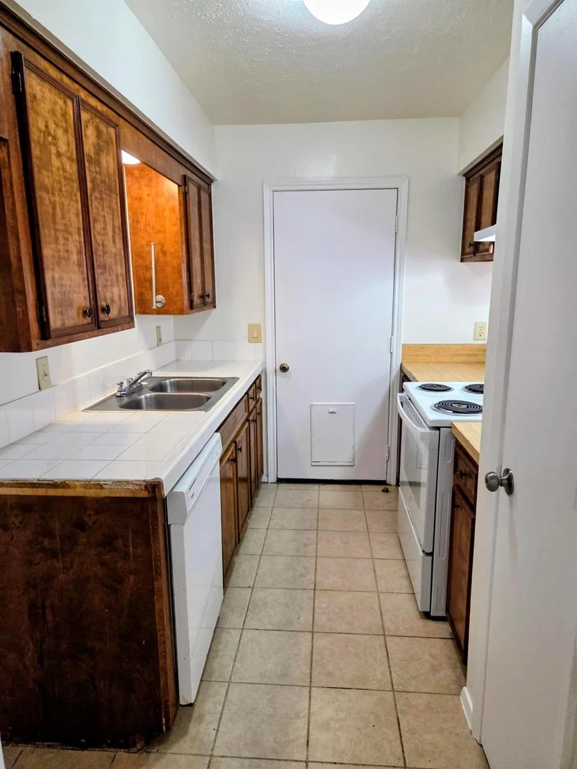 Photo of 9 Capewood Court