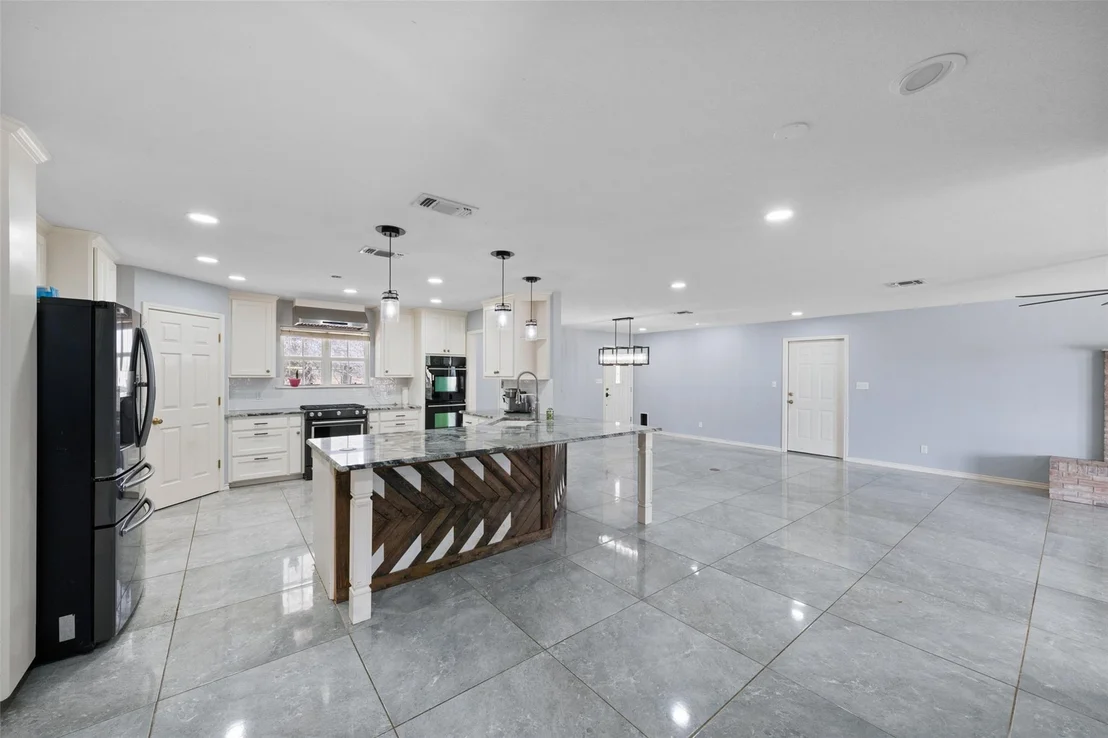 Photo of 2373 County Road 248