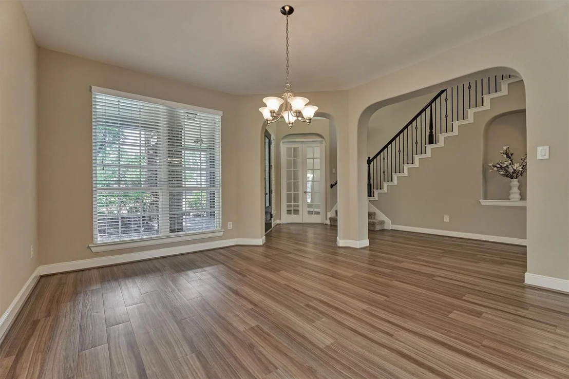 Photo of 4043 Steep Woods Drive