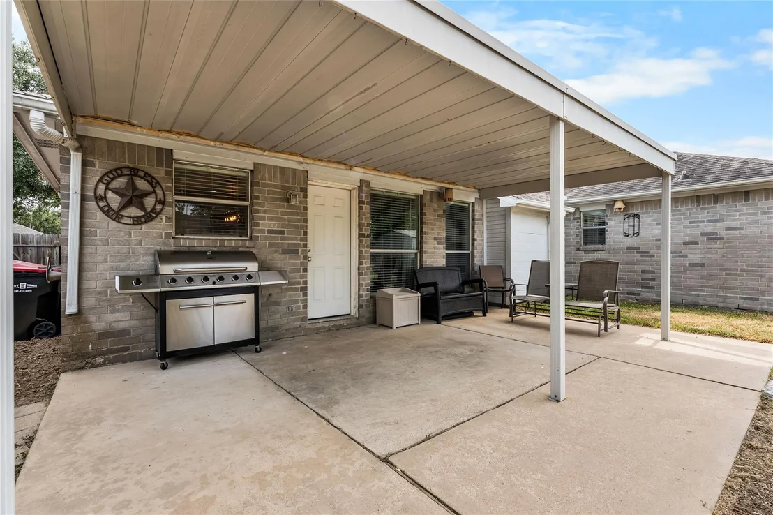 Photo of 7123 Pheasant Grove Drive