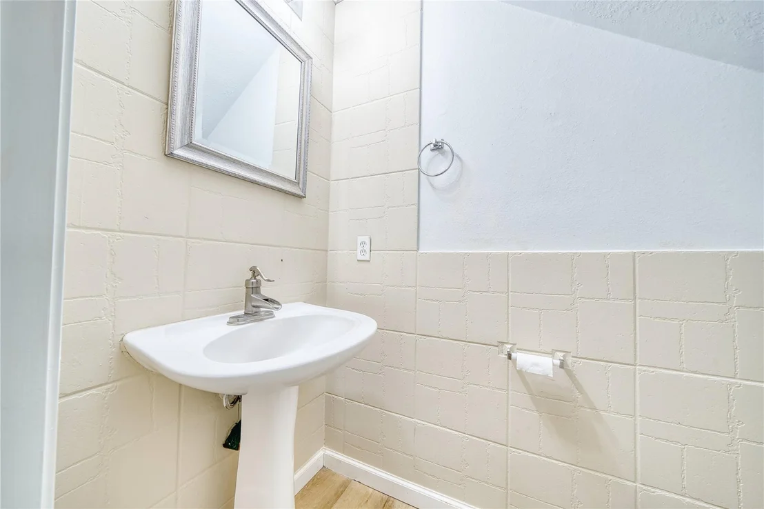 Photo of 20418 Linden Tree Drive