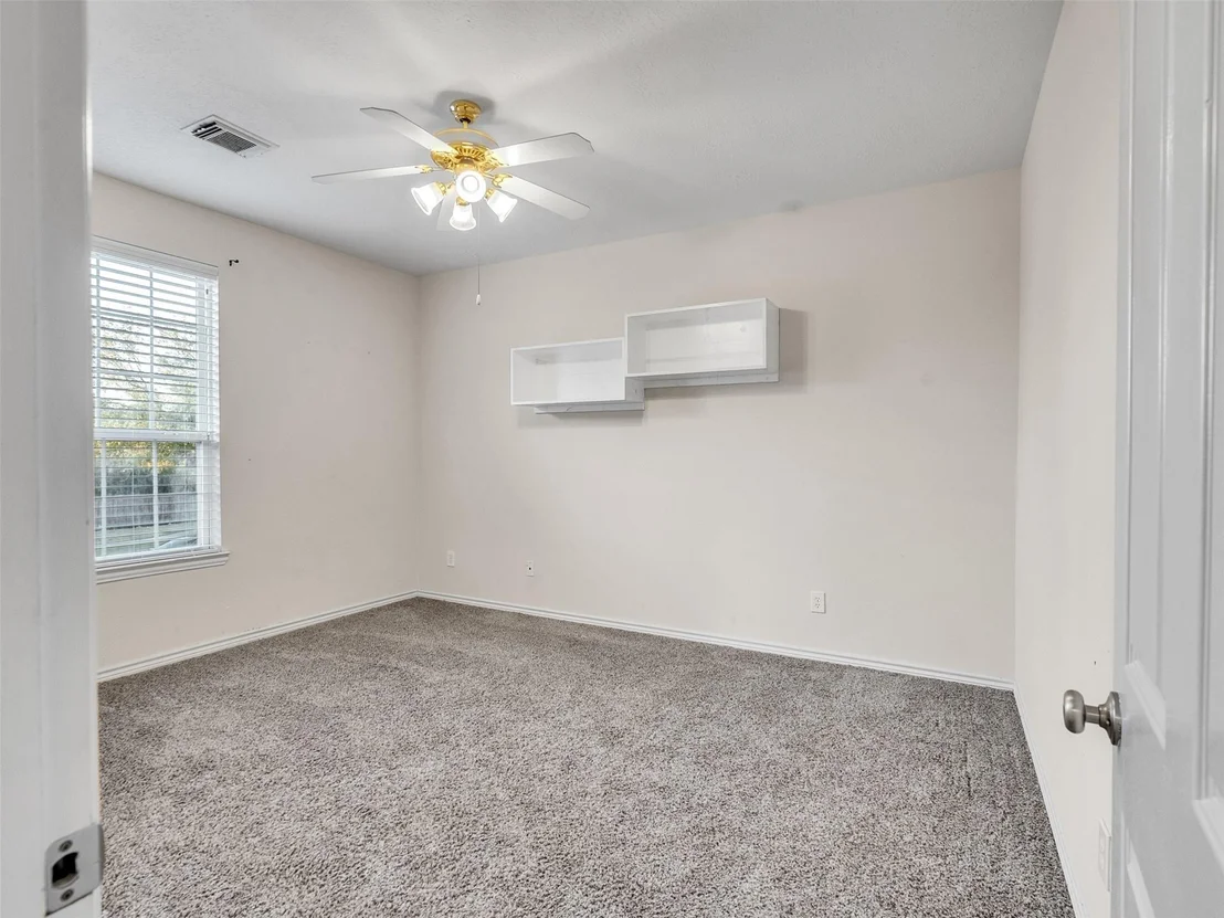 Photo of 2407 Beacon Pointe