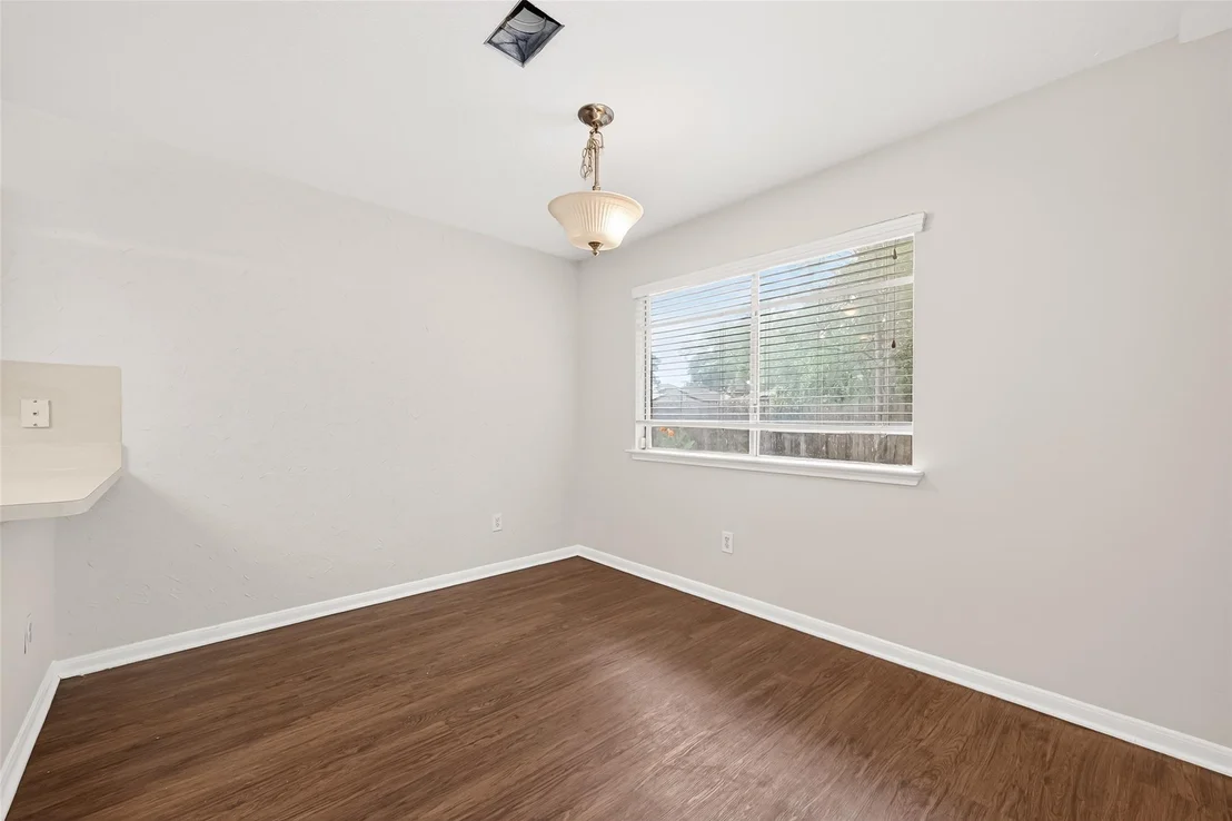Photo of 28811 Stapleford Street
