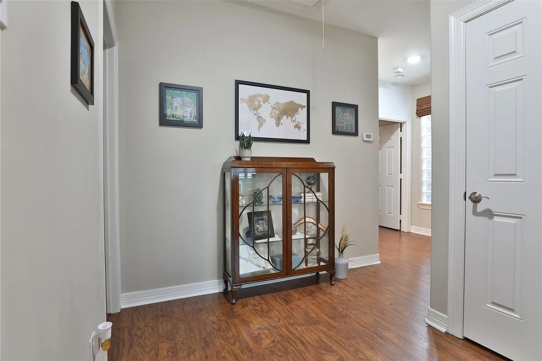 Photo of 827 Garden Trace Lane
