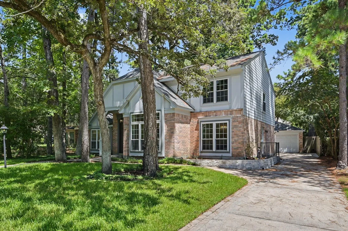 Photo of 98 Breezy Point Place