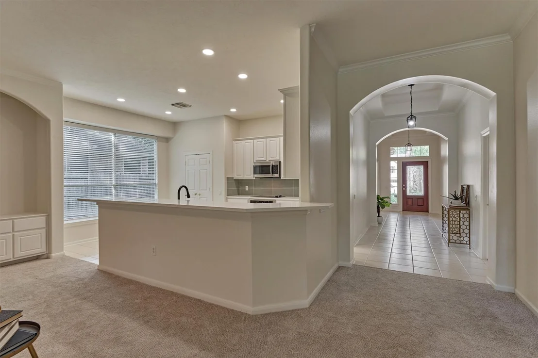 Photo of 27 S Belfair Place