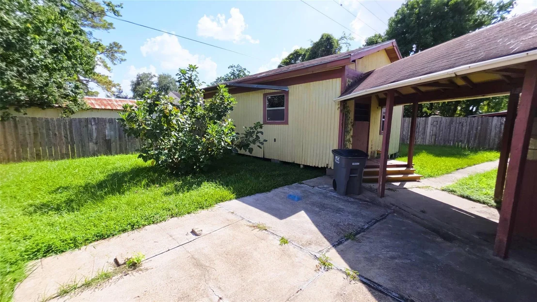 Photo of 13903 Fieldstone Drive