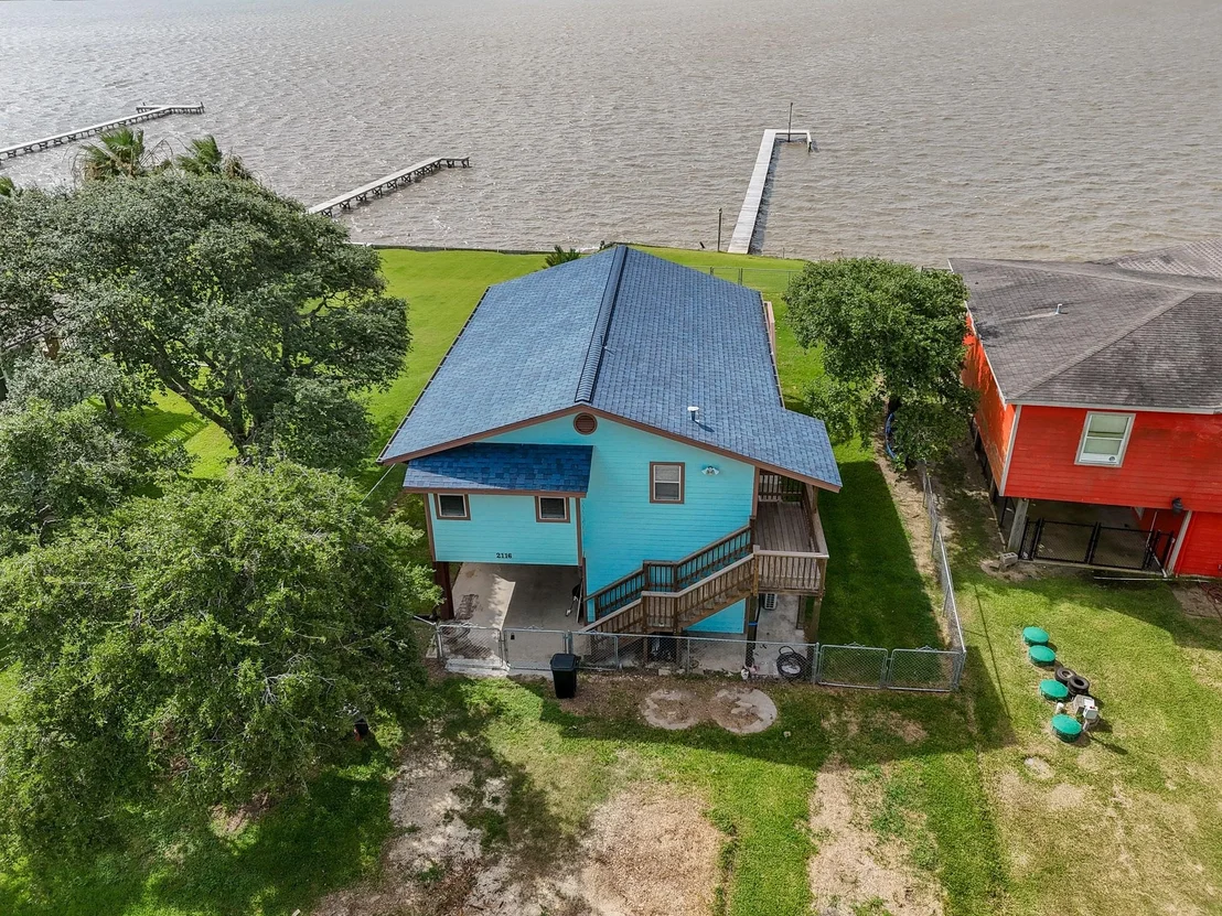 Photo of 2116 W Bayshore Drive