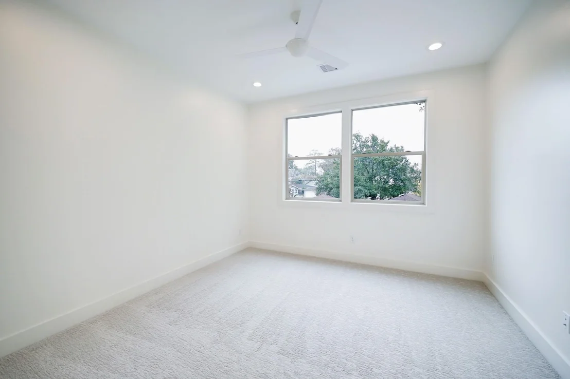 Photo of 2031 Saxon Drive