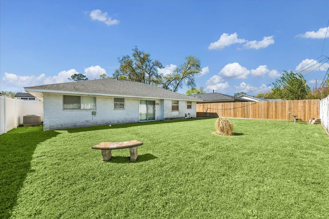 Photo of 5810 Viking Drive