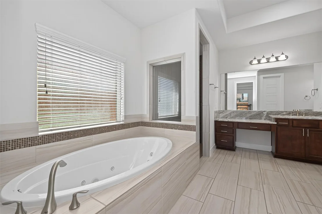 Photo of 15410 Trumball Manor Drive