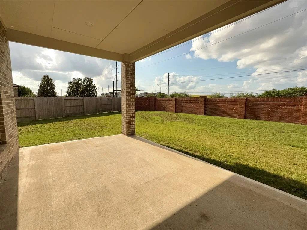 Photo of 23422 Wilkinson Trail