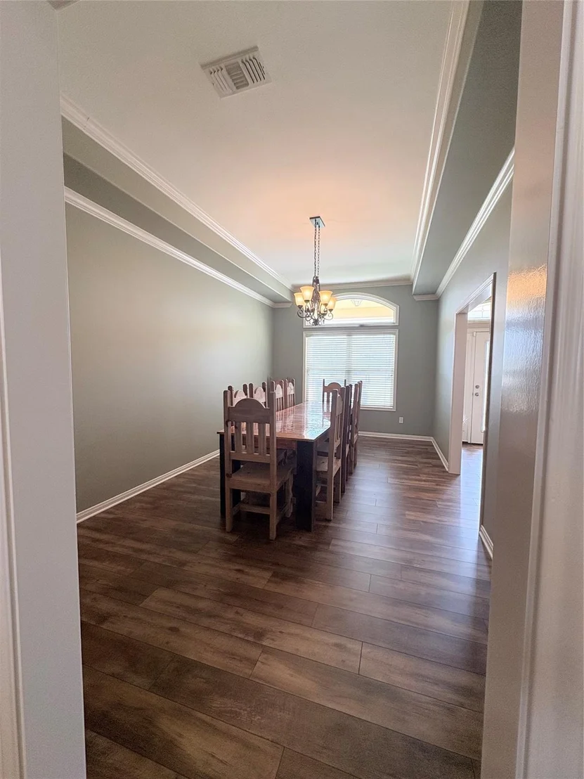 Photo of 949 Abrameit Road