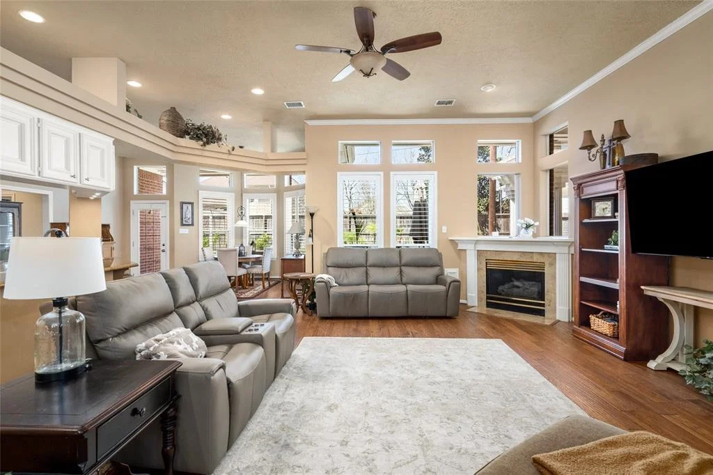 Photo of 5702 Summerfield Lane