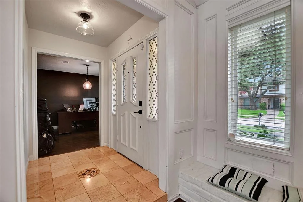 Photo of 11514 Chevy Chase Drive