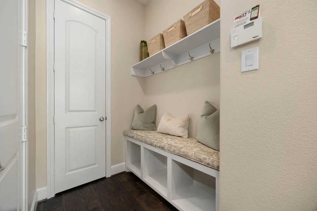 Photo of 1614 Primrose Lane