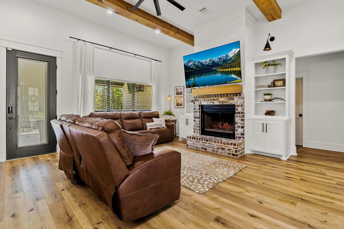 Photo of 309 Rolling Pines Drive