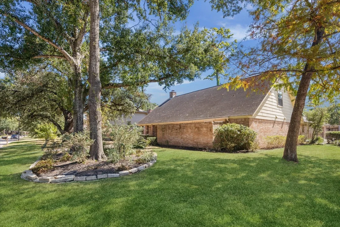 Photo of 8333 Cedarspur Drive