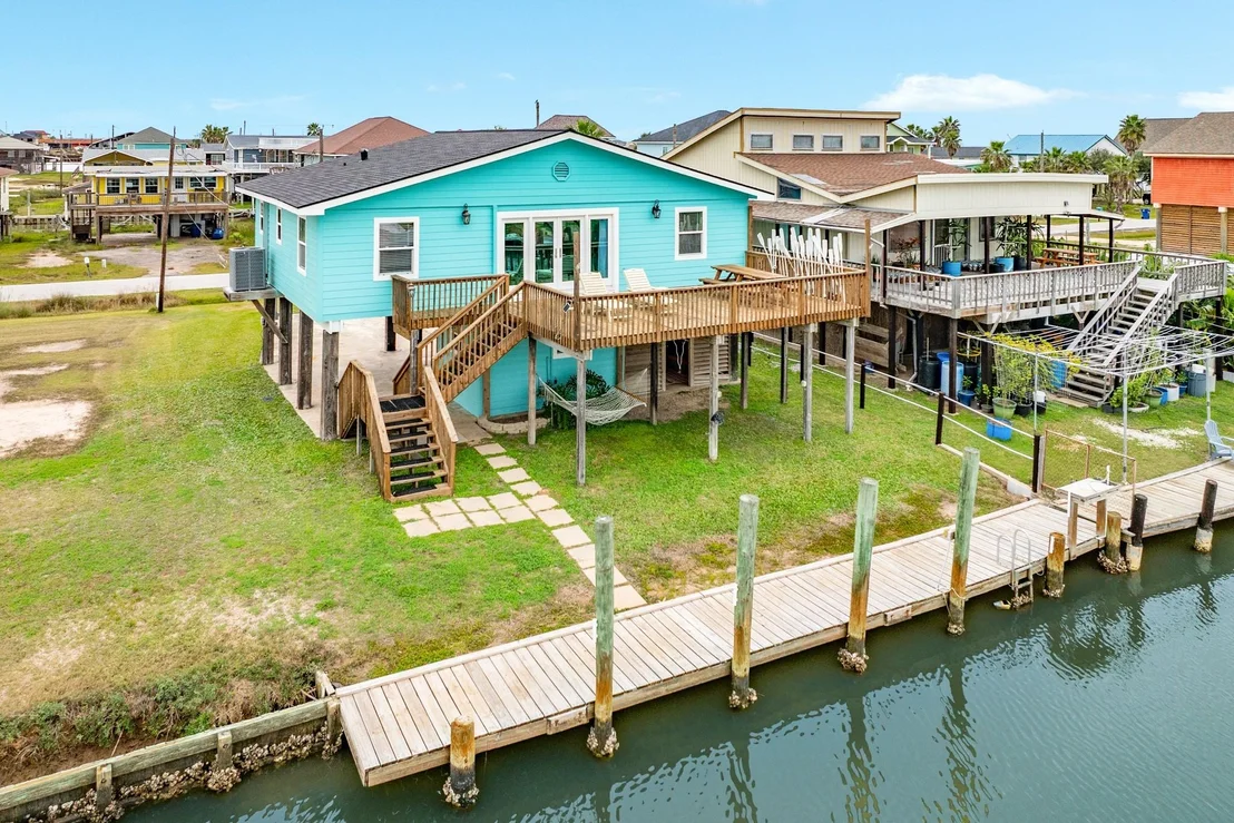 Photo of 306 Pompano Lane