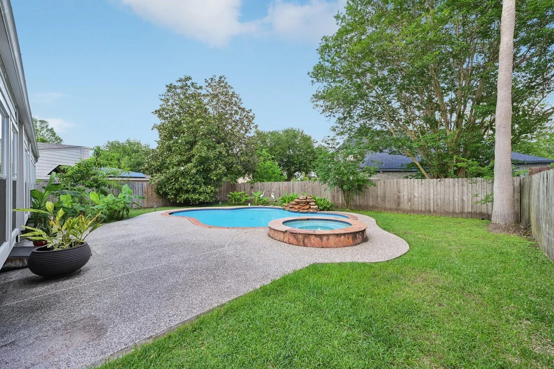 Photo of 2807 Stone Way Drive