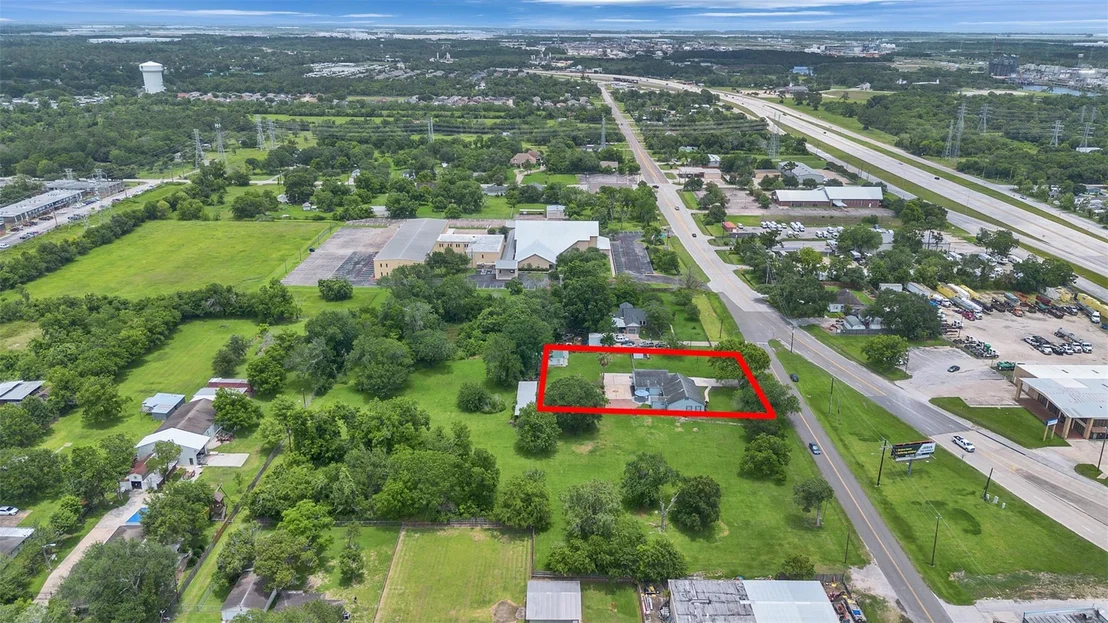 Photo of 2000 Bob Smith Road