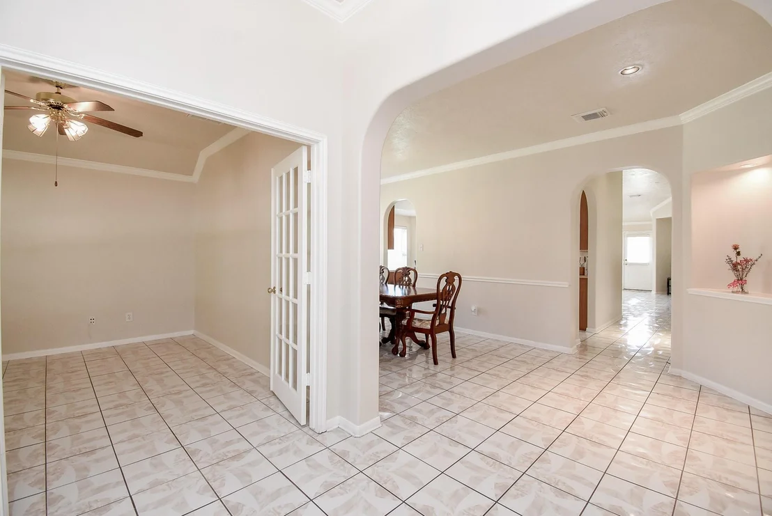Photo of 7915 Fall Hollow Drive