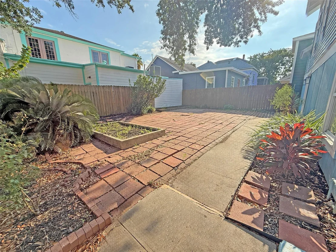 Photo of 1415 Moody Avenue