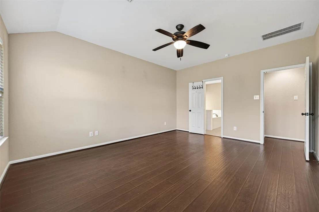 Photo of 21007 Pineda Circle