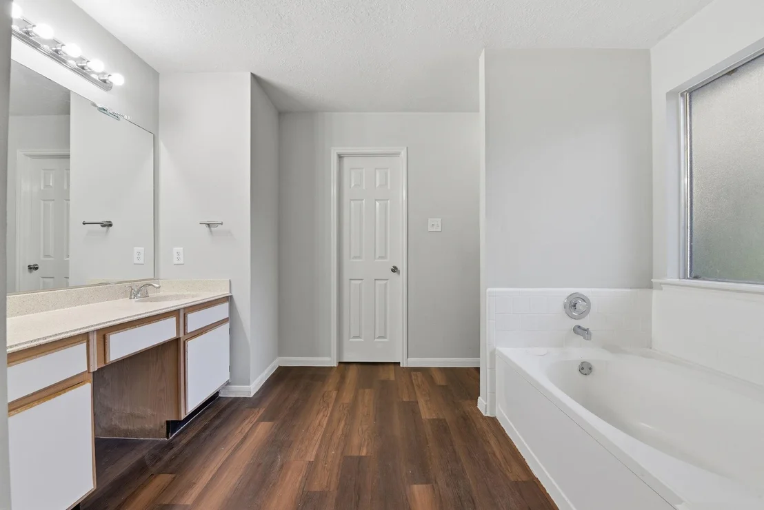 Photo of 5921 Santa Fe Circle