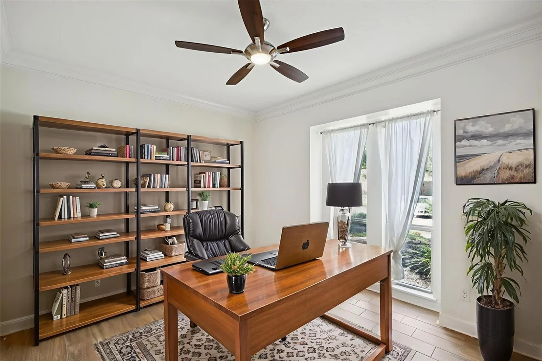 Photo of 807 Herdsman Drive