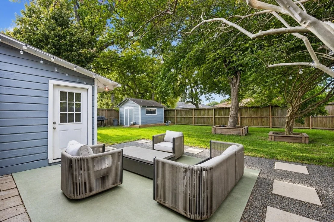 Photo of 2214 Saxon Drive