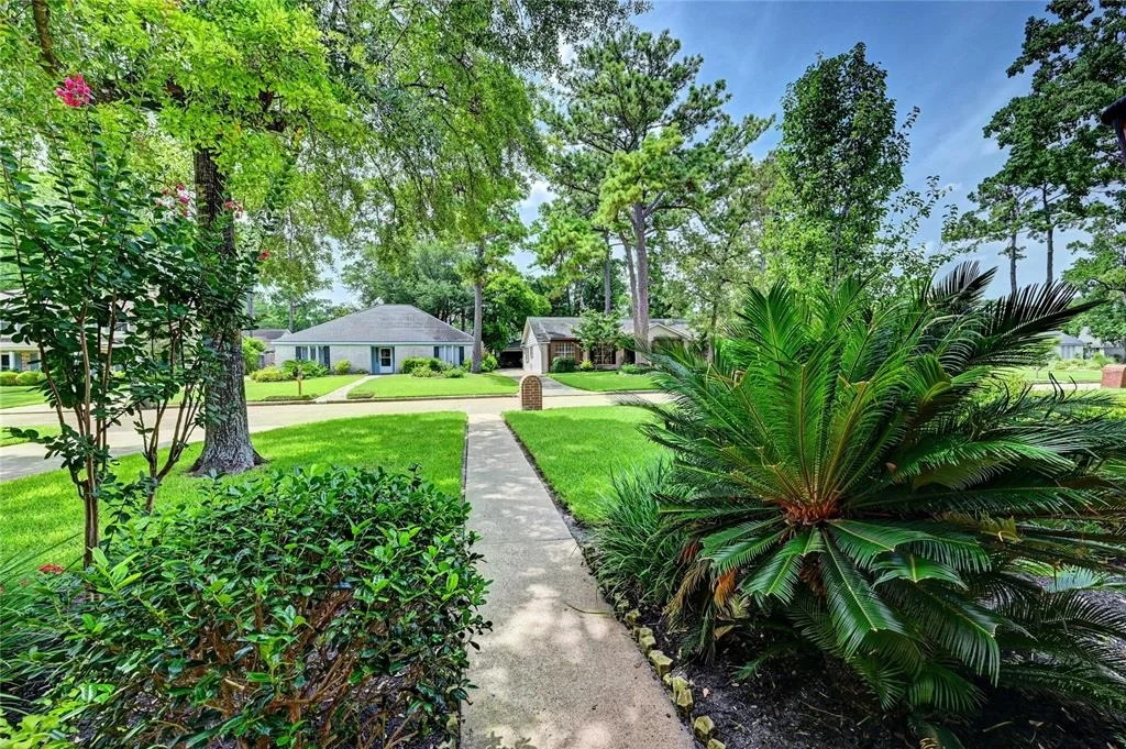 Photo of 7611 Heathrow Lane