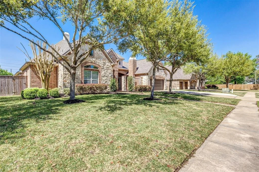 Photo of 13806 Lake Port