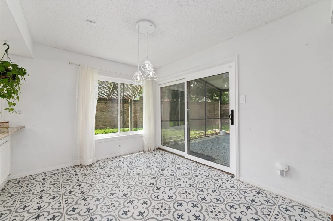 Photo of 13103 Wickersham Lane