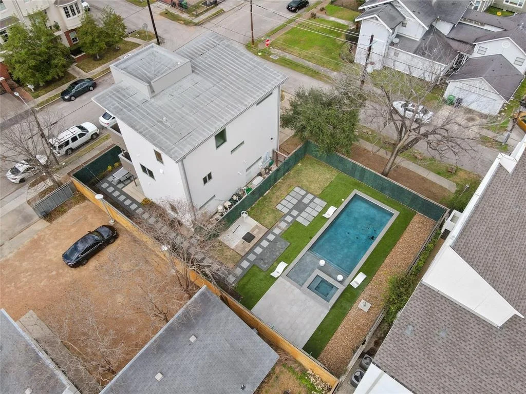 Photo of 5301B Jackson Street