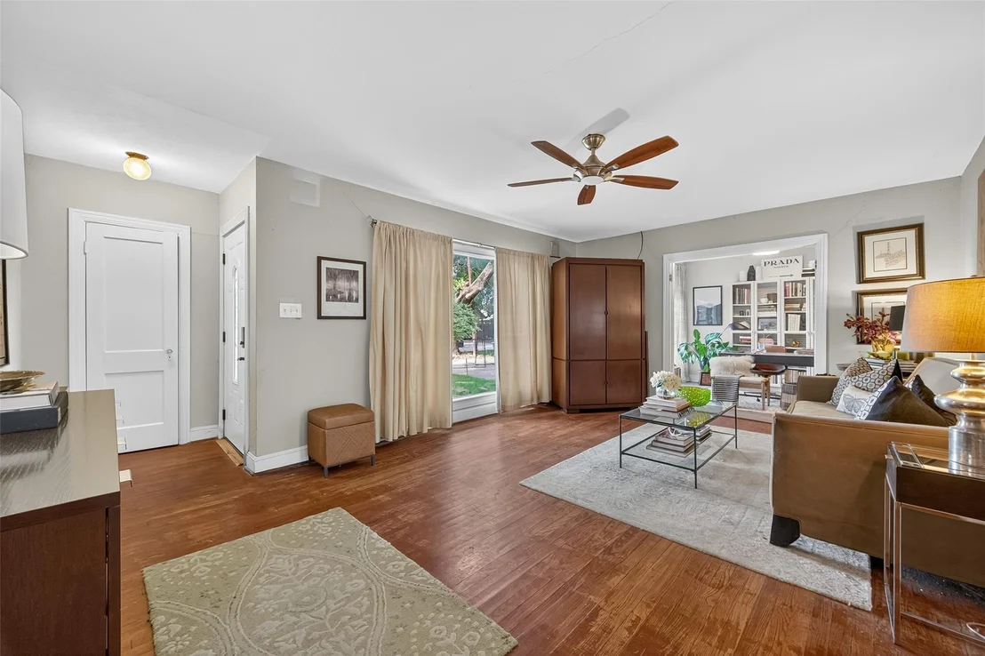 Photo of 5223 Clay Street