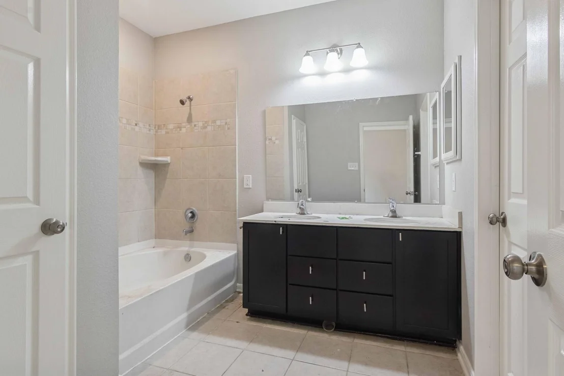 Photo of 5927 Rivergrove Bend Drive
