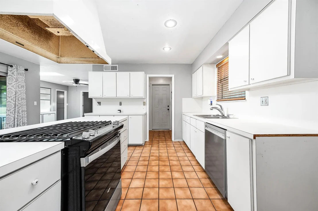 Photo of 1411 Richvale Lane