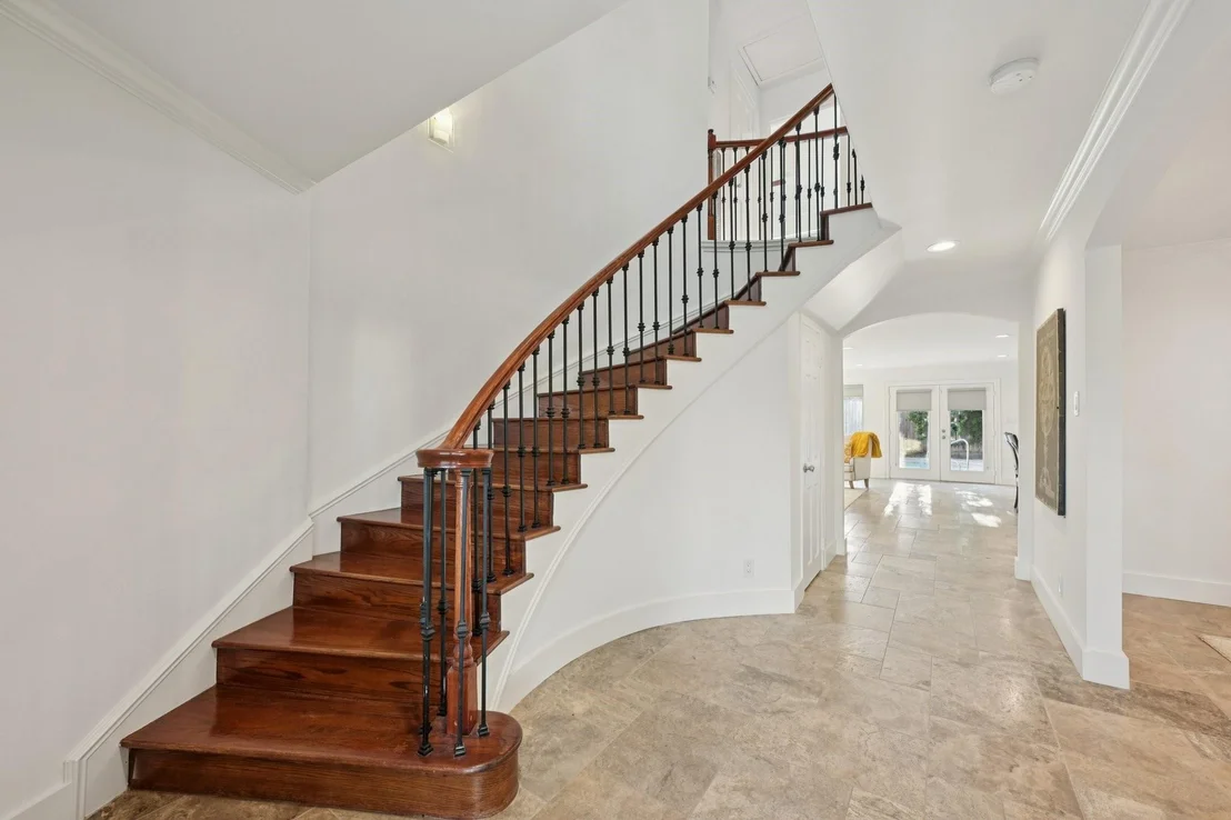 Photo of 1302 Riverview Circle