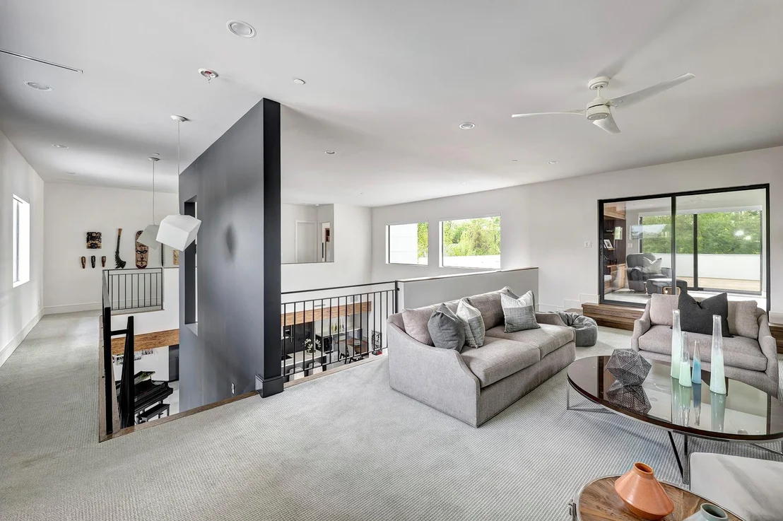 Photo of 8317 Hunters Creek Drive