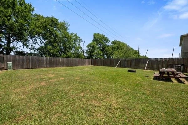 Photo of 1327 Diamond Drape Drive